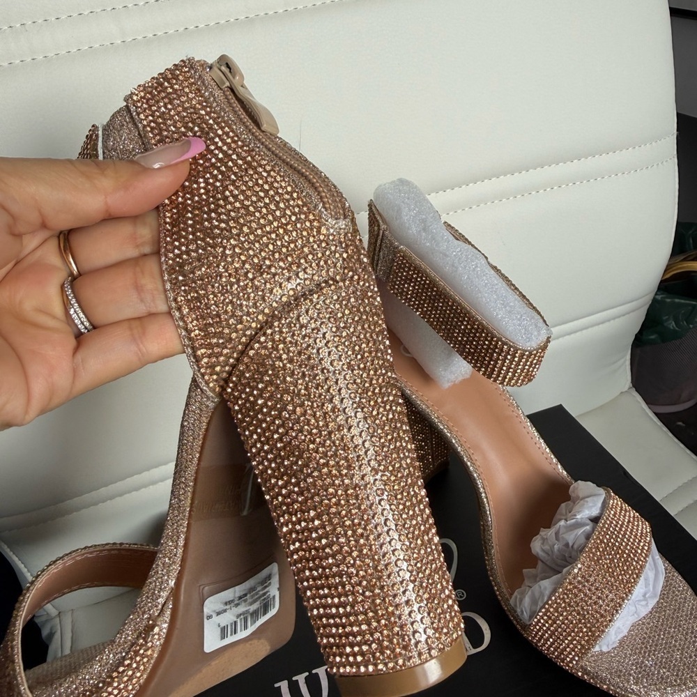 Windsor Rose Gold Rhinestone Sparkle Block Heel Sandals Bridal Prom NWT 6 - Picture 5 of 8